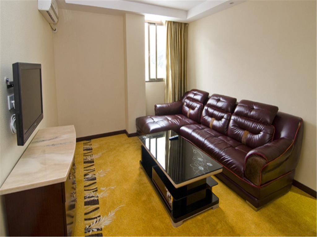 Lu Jiang Tian Yue Hotel גואנגג'ואו מראה חיצוני תמונה