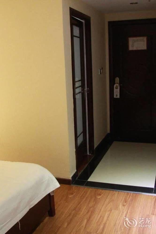 Lu Jiang Tian Yue Hotel גואנגג'ואו מראה חיצוני תמונה